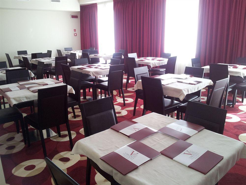 Virginia Palace Hotel غراباغناته ميلانيزي المظهر الخارجي الصورة