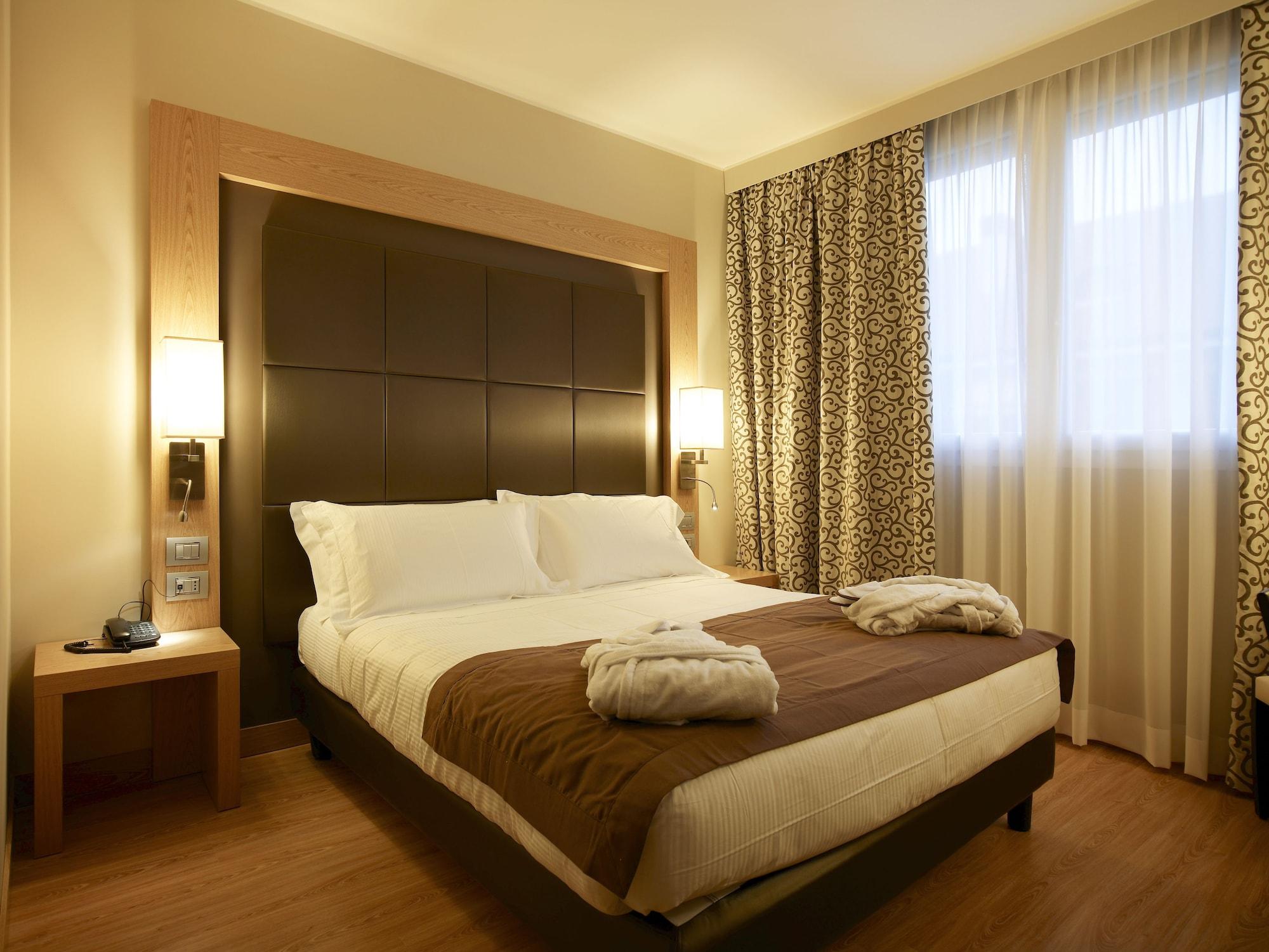 Virginia Palace Hotel غراباغناته ميلانيزي المظهر الخارجي الصورة